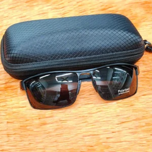 Polarized-2585 UV400 Protection High Quality Sunglasses for Men-Black Colour